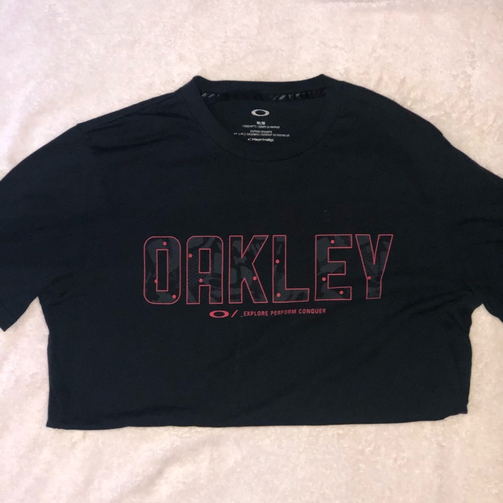 Oakley T-Shirt